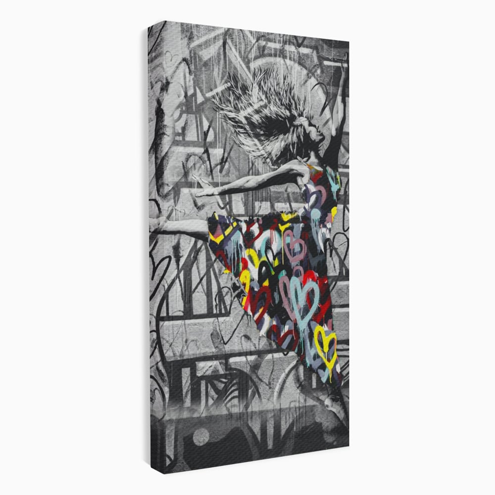 Tablou canvas cu tablou canvas cu dansatoare si graffiti, fara rama, pe sasiu de lemn
